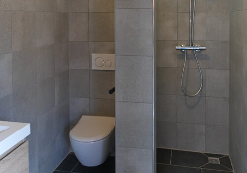 Badkamer studio Huur stortdouche studio